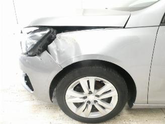 Peugeot 308 II ACTIVE picture 7