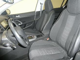 Peugeot 308 II ALLURE picture 21