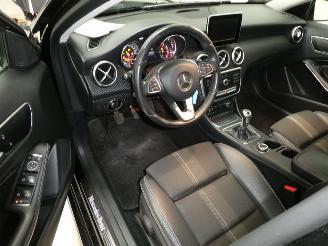 Mercedes A-klasse 1.6 picture 12