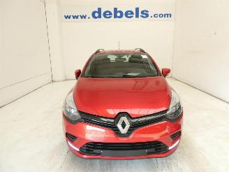 Vaurioauto  passenger cars Renault Clio 0.9 GRANDTOUR CO 2019/5