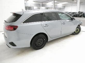 Kia Cee d 1.6 D picture 8