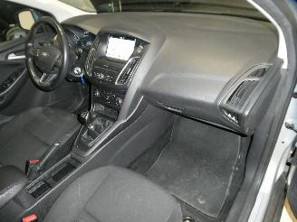 Ford Focus 1.5D picture 12