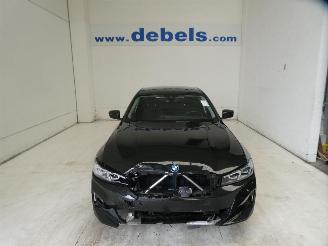 krockskadad bil auto BMW 3-serie E 2022/11