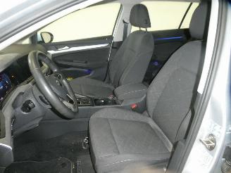 Volkswagen Golf VARIANT LIFE picture 18