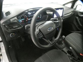 Ford Fiesta 1.1 5 DEURS picture 11