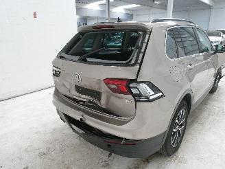 Volkswagen Tiguan COMFORTLINE picture 6
