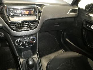 Peugeot 2008 ACCESS picture 19