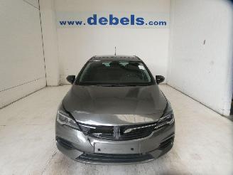 Schadeauto Opel Astra SPORTS TOURER EDITIO 2021/8