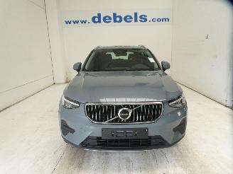 skadebil auto Volvo XC40 MOMENTUM 2023/1