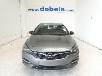 Vaurioauto  passenger cars Opel Astra SPORTS TOURER 2021/5