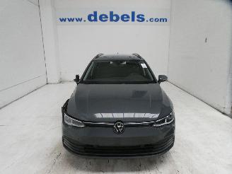 Unfallwagen Volkswagen Golf VARIANT LIFE 2023/10