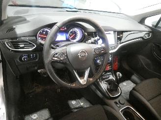 Opel Astra 1.6D INNOVATION picture 8
