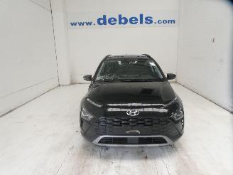 damaged passenger cars Hyundai Bayon  2023/8