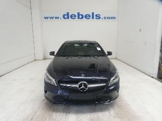 Unfallwagen Mercedes Cla-klasse 180 D 2019/1