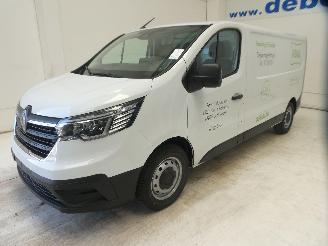 Renault Trafic 2.0D picture 3