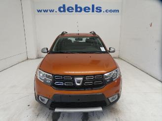 damaged passenger cars Dacia Sandero EXPLORER 2018/1