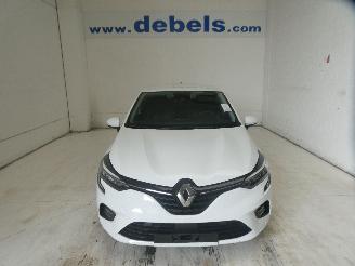 Vaurioauto  passenger cars Renault Clio 1.0TCE 90 PK 2023/7