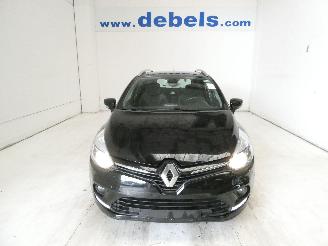 Vaurioauto  passenger cars Renault Clio IV GRANDTOUR CO 2019/4