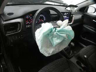 Kia Stonic 1.0 T 100 PULSE picture 17