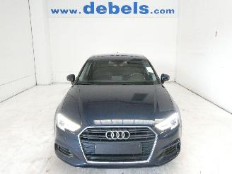 Vaurioauto  passenger cars Audi A3 BERLINE 2020/8