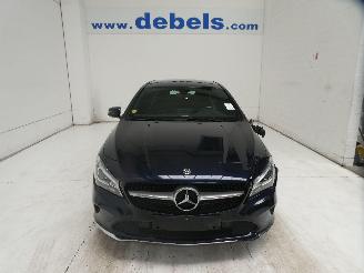 Damaged car Mercedes Cla-klasse 180 D 2018/1