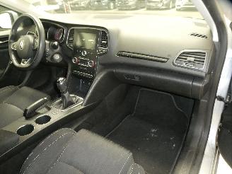 Renault Mégane IV ZEN picture 15