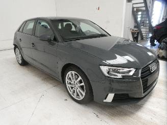 Audi A3 1.6D SPORT picture 10
