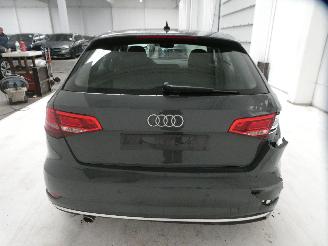 Audi A3 1.6D SPORT picture 5