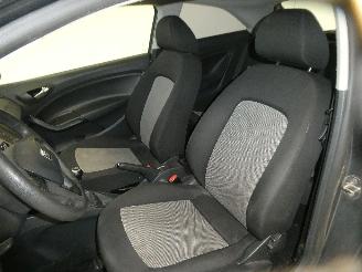 Seat Ibiza REFERENCE picture 16