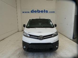 uszkodzony samochody osobowe Toyota ProAce 1.5D 2021/8