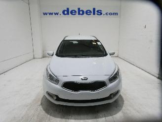 Schadeauto Kia Cee d 1.4CRDI 2014/8