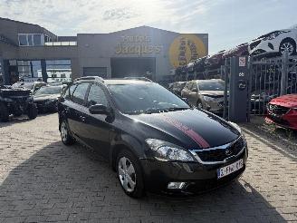 Auto incidentate Kia Ceed 1.4I 16V BREAK 2010/9