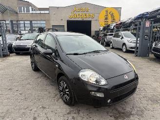 Schadeauto Fiat Punto EVO 2015/3
