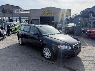 Vaurioauto  passenger cars Audi A4 1.9 TDI AVANT 2006/10