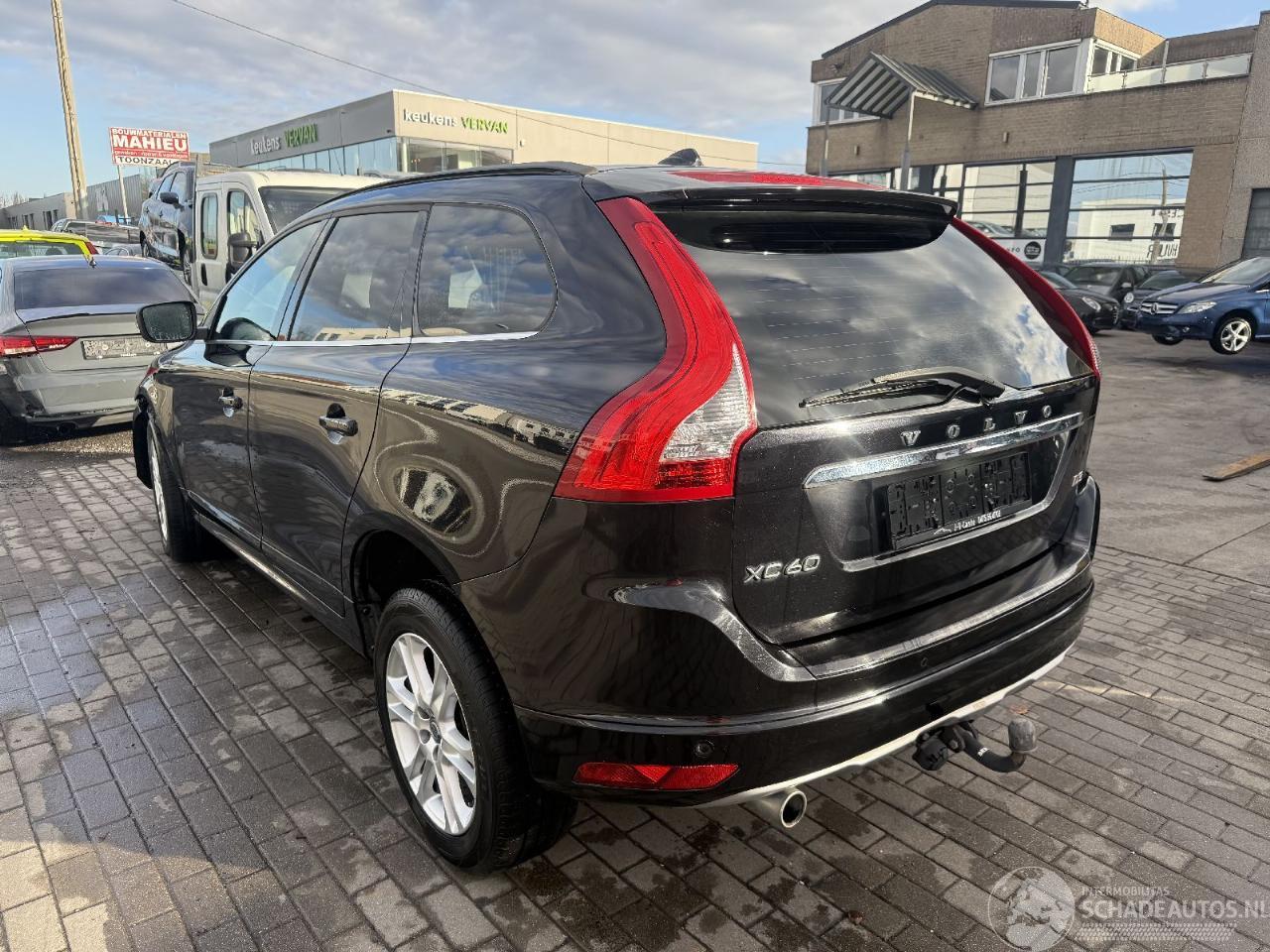 Volvo Xc-60 2.0D MOMENTUM
