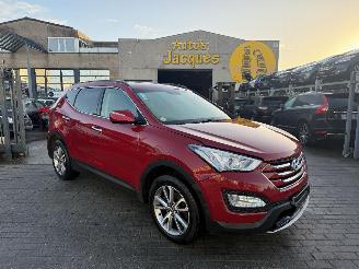 Damaged car Hyundai Santa Fe 2.0 CRDI COMFORT 2012/11