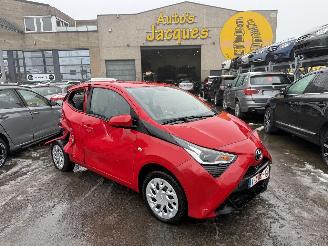 krockskadad bil auto Toyota Aygo 1.0I 2019/2