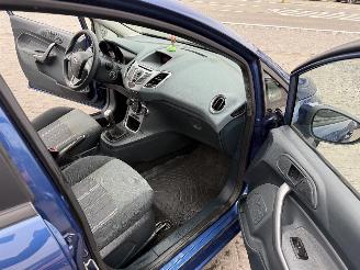 Ford Fiesta 1.4I picture 18