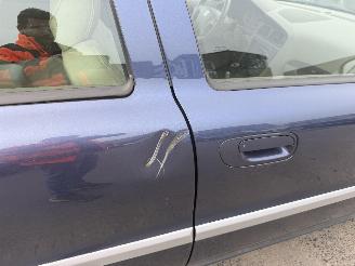 Volvo V-70 2.4D AUTOMAAT picture 9