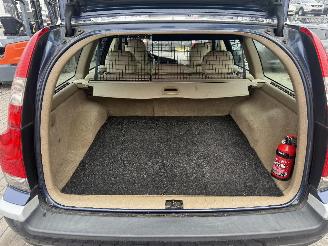Volvo V-70 2.4D AUTOMAAT picture 12