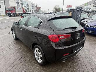 Alfa Romeo Giulietta 1.6 MTJD picture 10