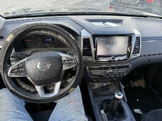 Ssang yong Musso 4X4 SAPPHIRE picture 6