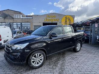 krockskadad bil auto Ssang yong Musso 4X4 SAPPHIRE 2018/11