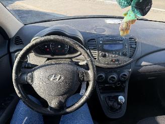 Hyundai I-10 LOUNGE picture 5