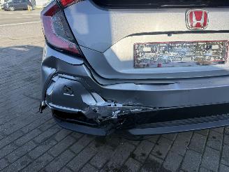 Honda Civic 1.0 I-VTEC ELEGANCE picture 12