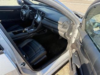 Honda Civic 1.0 I-VTEC ELEGANCE picture 17