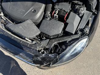 Volvo V-40 2.0 D2 MOMENTUM picture 15