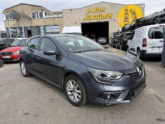 Unfallwagen Renault Mégane 1.3I EXPRESSION 2018/12