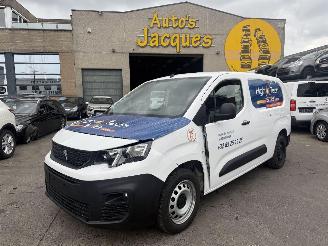 Damaged car Peugeot Partner 1.5 BLUEHDI PREMIUM 2021/5