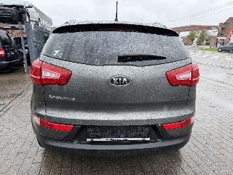 Kia Sportage 1.6I LOUNGE picture 9